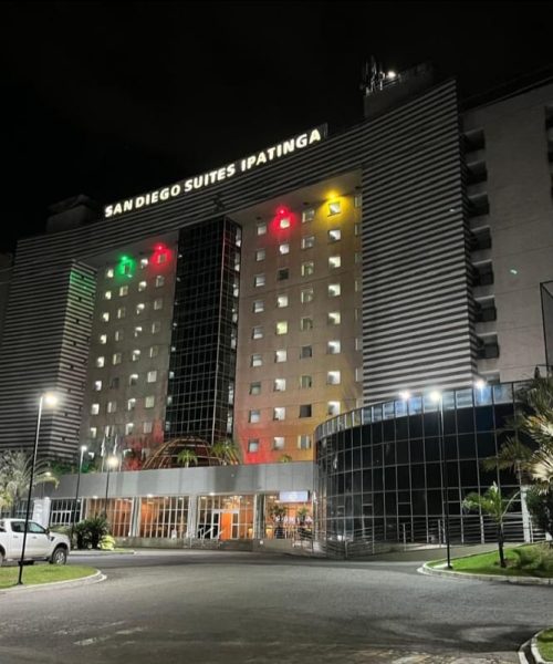 Rede de Hotéis San Diego faz homenagem ao povo Gaúcho iluminando as fachadas dos hotéis com as cores da bandeira do Rio Grande do Sul