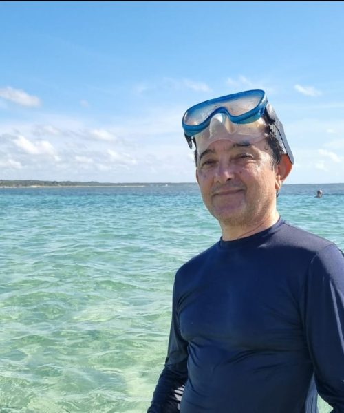 Rachadinha, o furto do salário do assessor é uma indecência comum no Congresso Nacional e nas casas legislativas de todo o país – Tema de livro do Ray Cunha